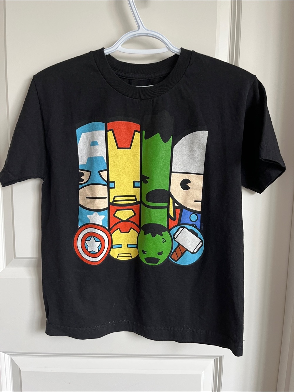 Marvel Black Graphic Logo Tee - White Print